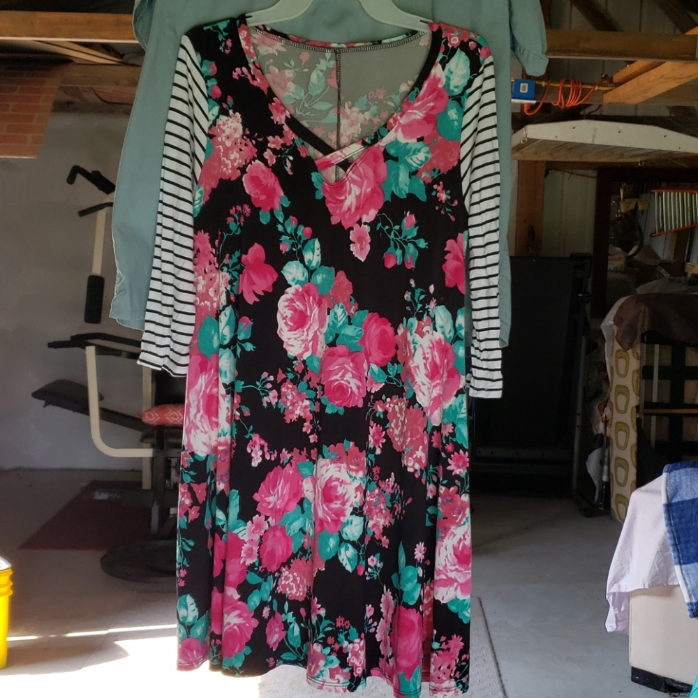 Floral dress long-sleeve
